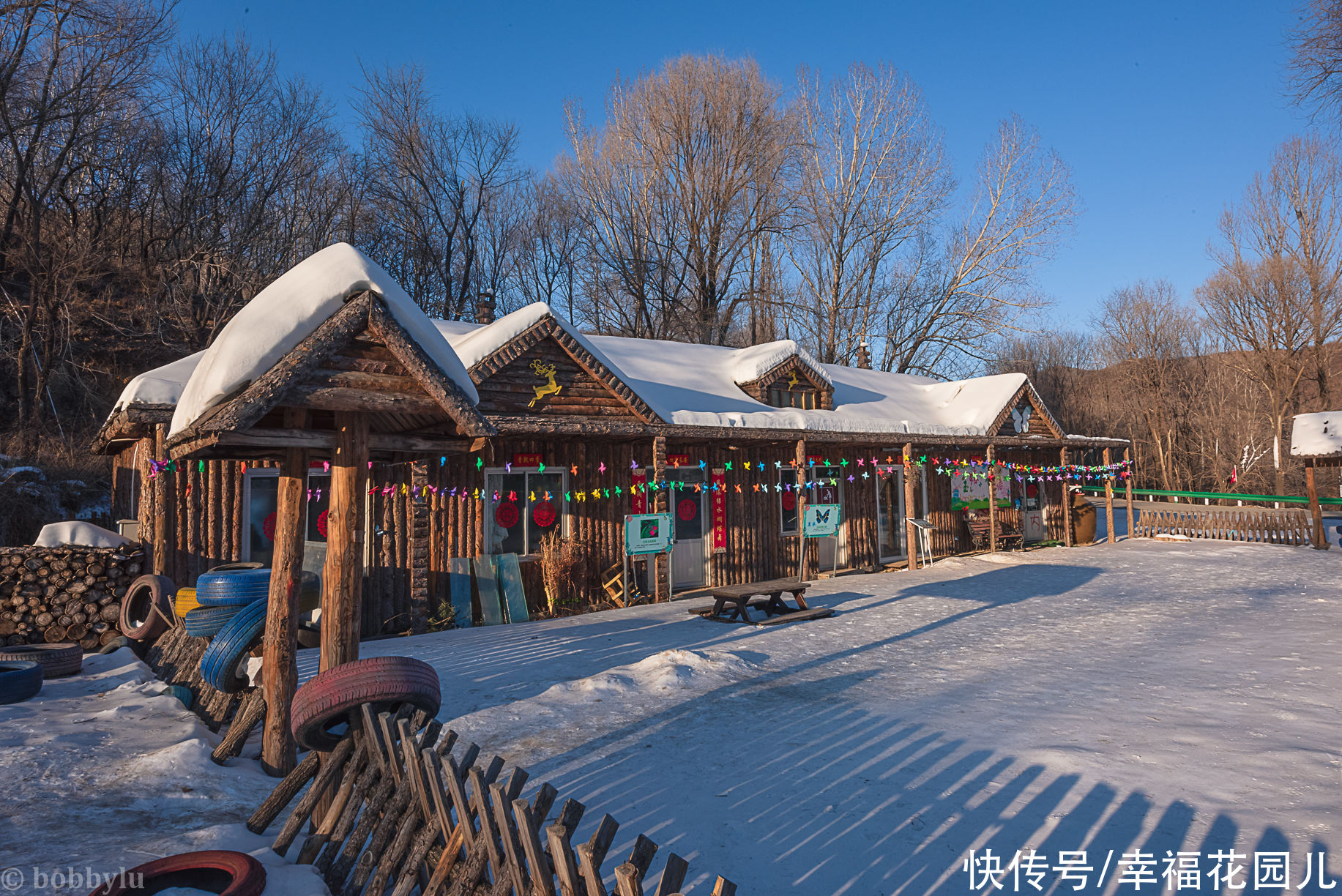 忘忧湖上的蓝冰之旅，感受气泡湖神秘魅力，嗨玩冰雪的玉渡山