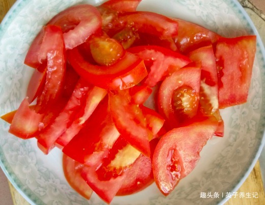 此物|忠告吃西红柿时不能碰此物,吃了给健康找麻烦,却好多人不清楚
