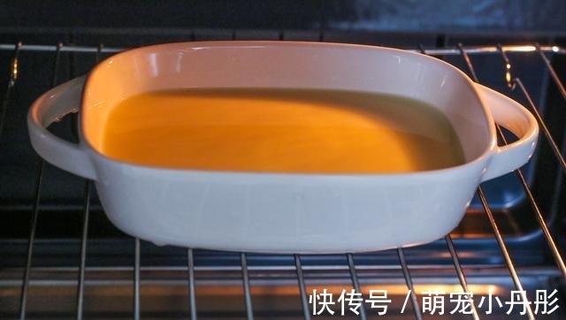 1瓶牛奶，2个鸡蛋，教你在家做布丁，简单0失败，比蛋挞还好吃