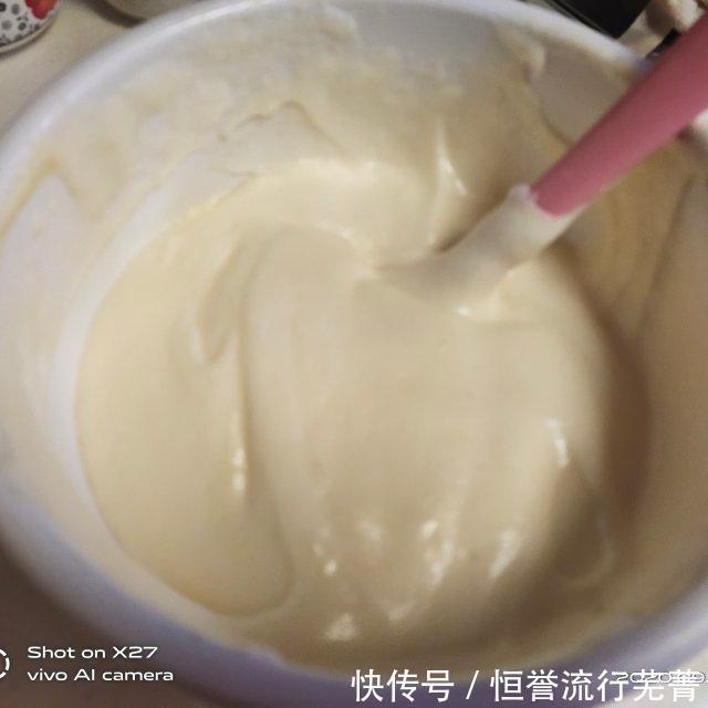 咸蛋|咸蛋黄戚风蛋糕,柔软可口,十分好吃