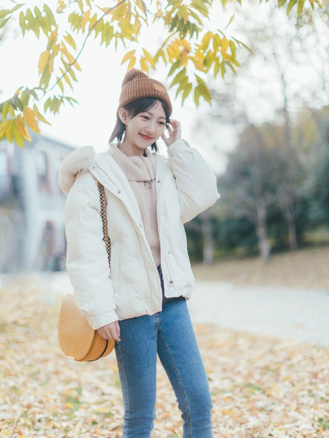 毛衣 小个子们可借鉴的“短羽绒服”搭配,教你打造大长腿,建议收藏