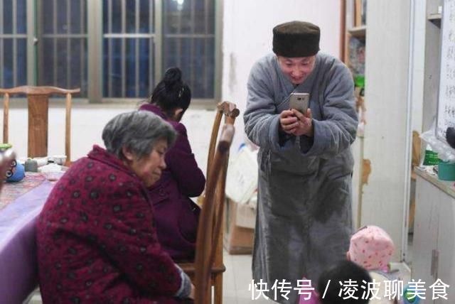 寺庙|被逐出寺庙的“花和尚”：陪200多个少女生娃，是22个孩子的爸爸!