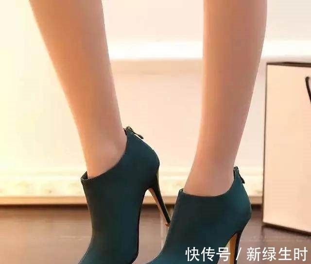 气质|拥有挺立的身姿,尽显女性气质和魅力