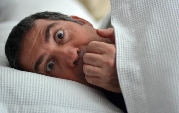 凌晨3、4点出现3种表现,很有可能是肝不好,劝你提高警惕