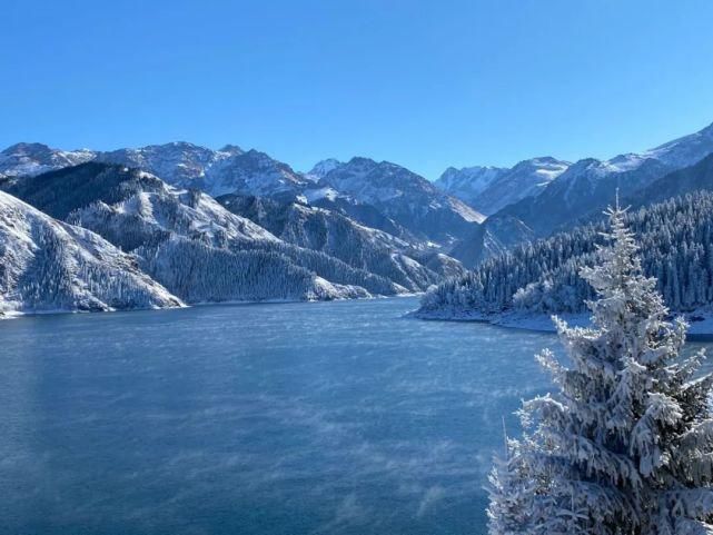 滤镜前后，你喜欢哪种天山天池？