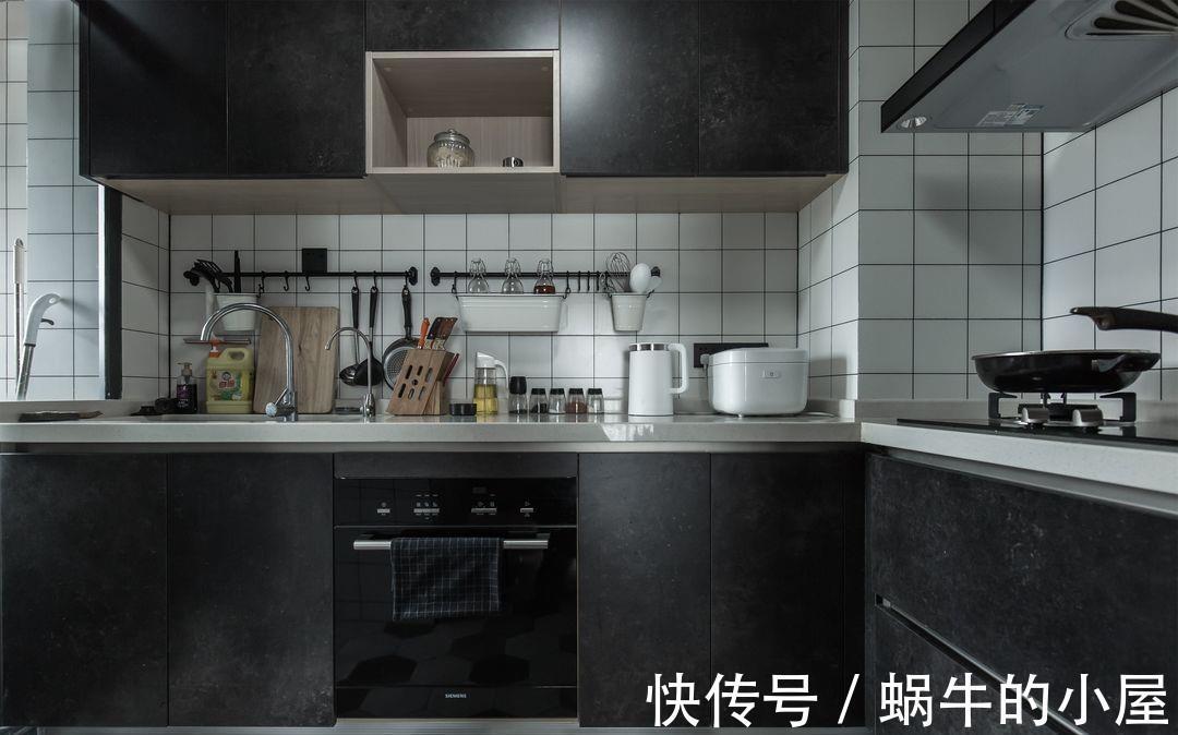 水泥|复古的绿漆，谱写出诗意的空间，暗黑色系彰显个性