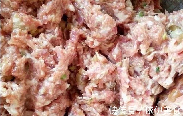 好吃|生煎包最简单好吃的做法,又酥又脆又多汁,咬一口满嘴香