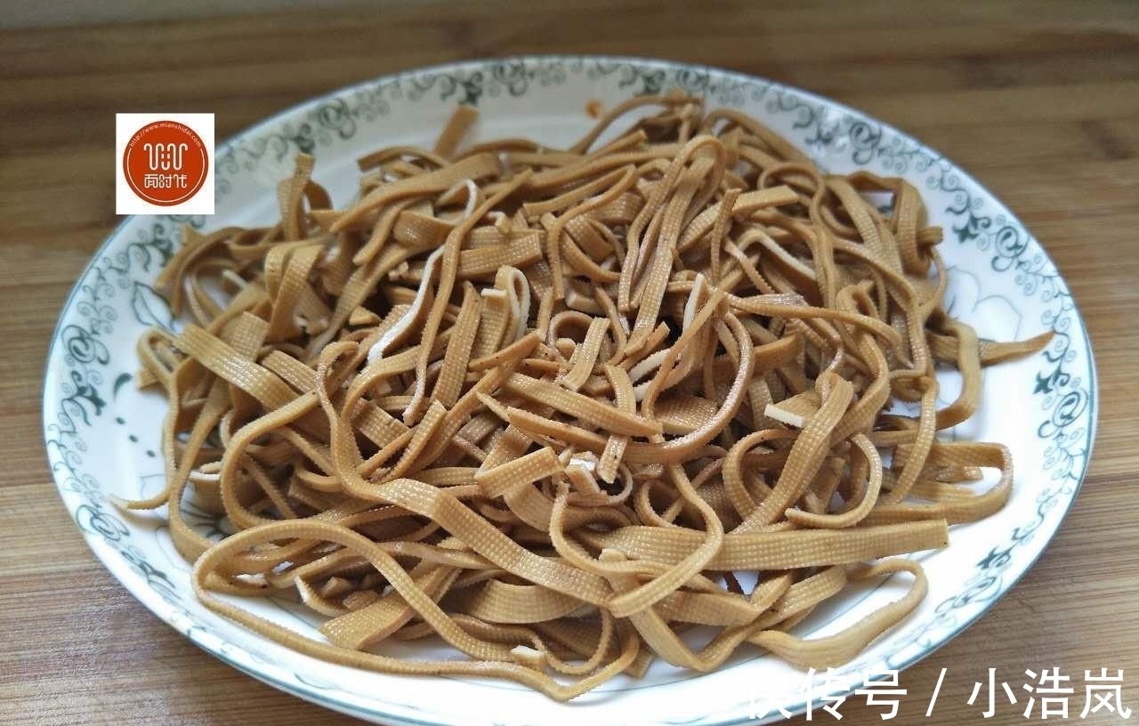 香菜|天热没食欲，应该吃这道菜，5分钟就做好，清肠开胃全家都爱！