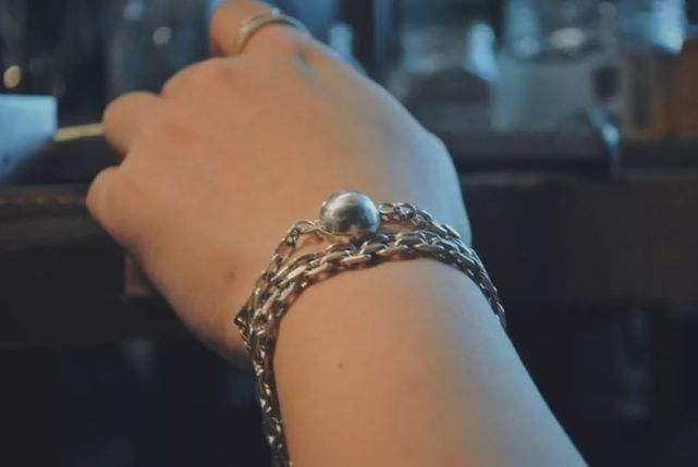 可拆|这件暗藏机关的项链,又变手链的可拆搭扣