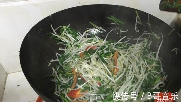 常吃|女人40岁后,要常吃它,淡化雀斑,护肤清脂,越吃越年轻