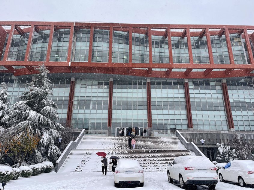 冬雪|山传初雪，许你一场深情共白头