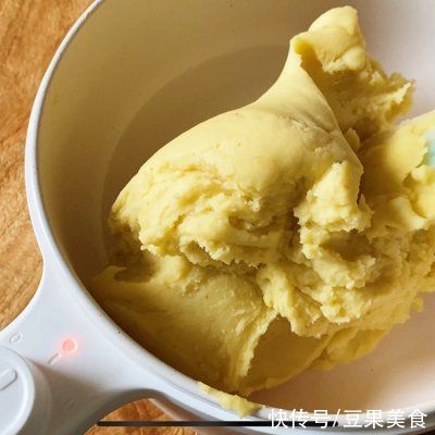 抹茶粉|抹茶绿豆糕｜不用烤箱就能做出来，清凉解暑，入口即化