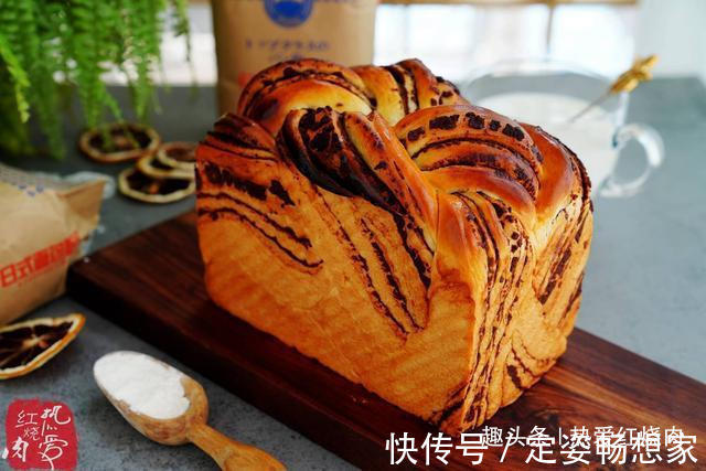 吐司|用这方法做的吐司拉丝效果更好,因为放了红豆沙,放三天也很软