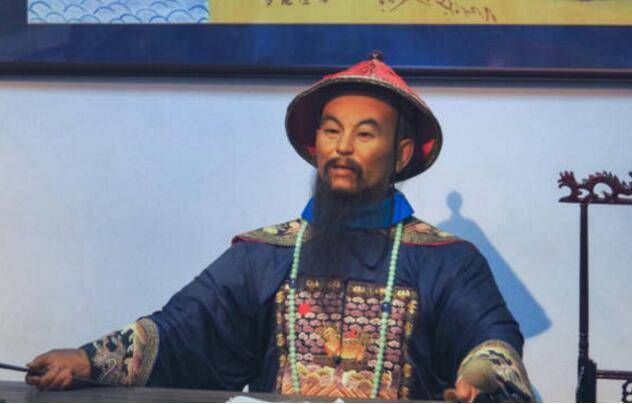 大喜|皇帝：你平时看书吗？大臣：我不识字，皇帝大喜：升官陕甘总督