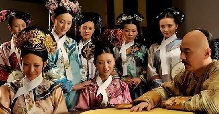 正是|流传几百年的雍正“篡位”一说的传播者,不是别人,正是他自己