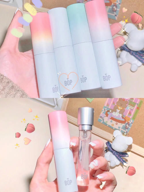 17岁吃土女生化妆包里原来有这些！怪不得颜值这么高！