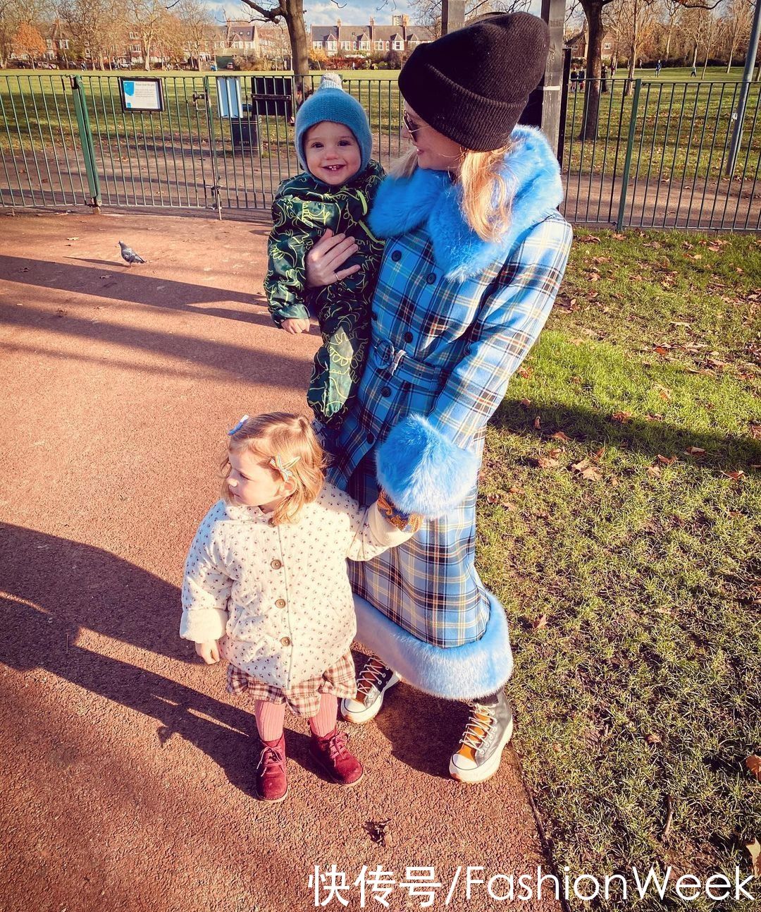 真不愧是ELLE的时尚编辑，私服造型超惊艳，时髦精才不会放过