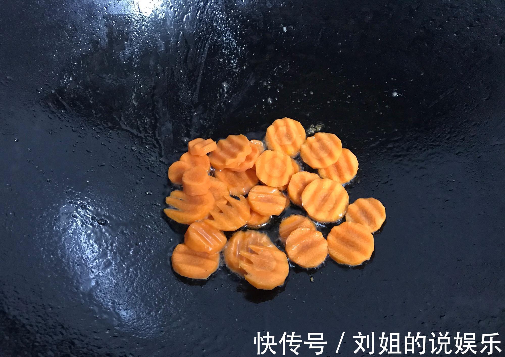 鲜美|天冷了,多吃此白色食物,4种食材一起炒,营养低脂,鲜美又滋补