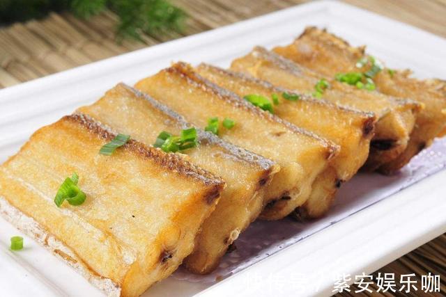 油炸|炸带鱼，直接用油炸就错了！多做1步，外酥里嫩，放凉不软，真香