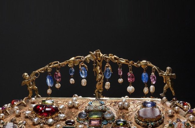 分享珠宝首饰保养知识:如何保养珠宝首饰?注意那几点要求?