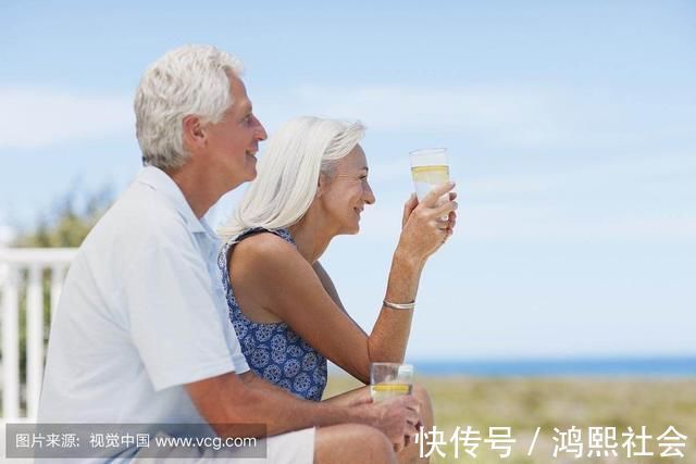 高血压患者|对付高血压,喝好早晚两杯水,血压自己往下“跳”