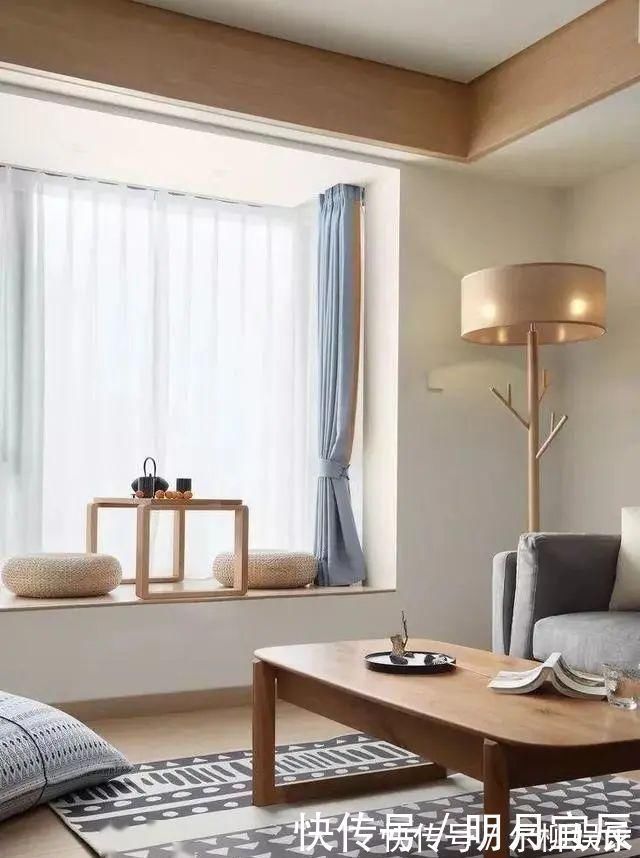 定制|你家飘窗用来堆杂物太浪费了,看看别人家是怎么装修的
