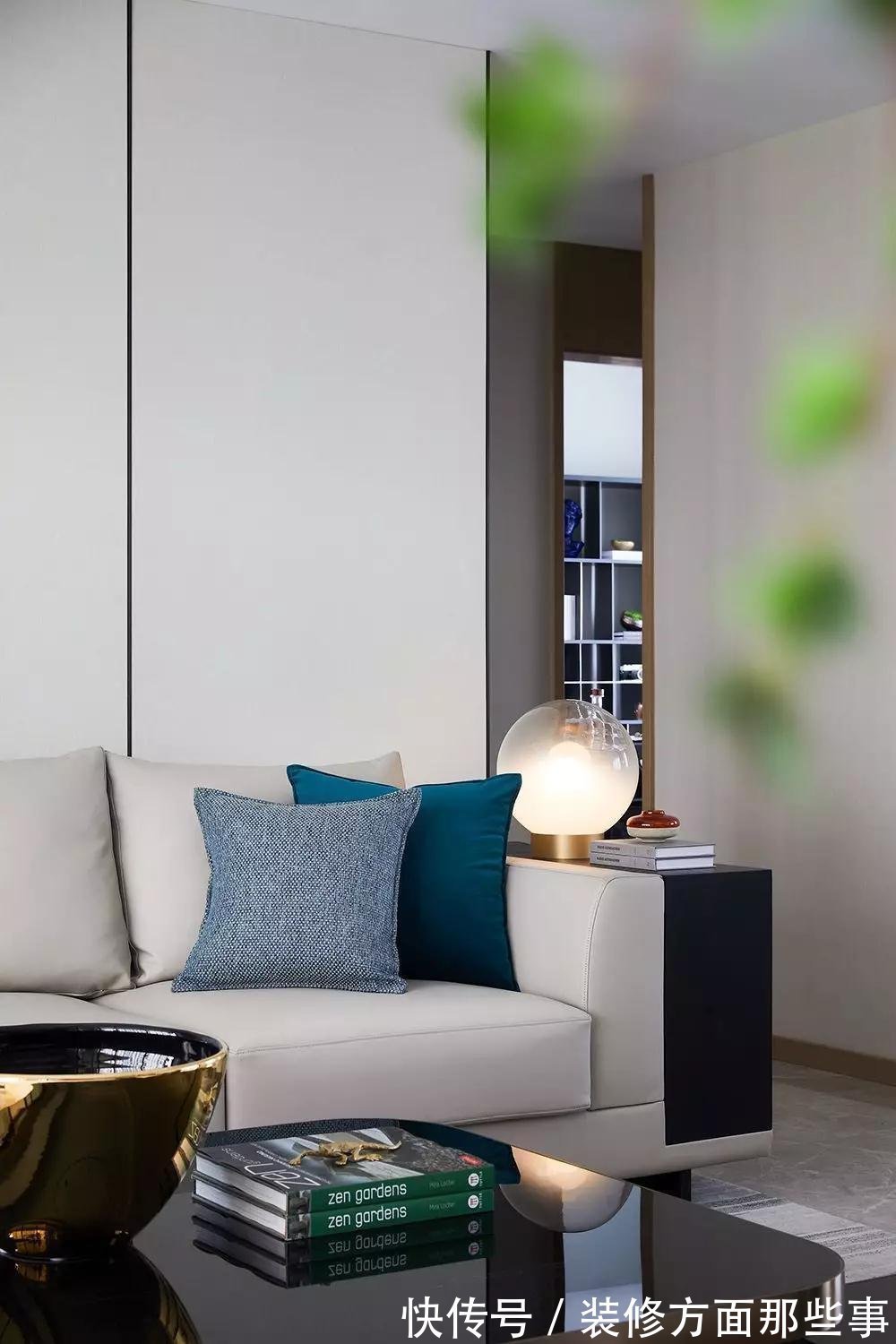 餐厅|110平现代风三居室,餐厅内欢快的撞色更易调动味蕾