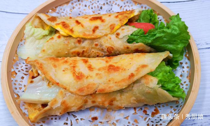 烙饼时，有人抹油，有人烫面，老面点师傅：都不对，教你正确做法