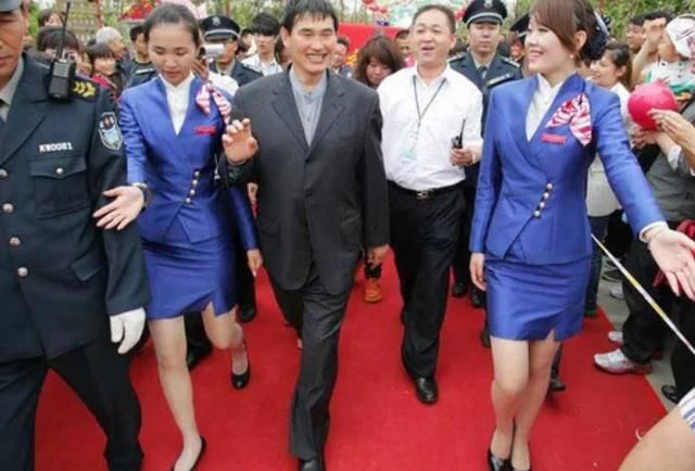  明星|主持人问朱之文：走红后拿过最高的出场费是多少？他直接说出来了