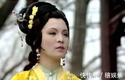 薛姨妈#难怪夏金桂要在薛家撒泼打滚“辱夫骂婆”,你看宝钗在家做什么