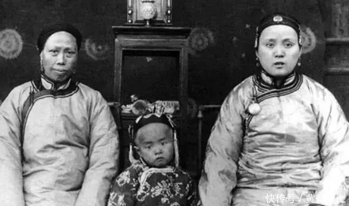 照片|你没见过的晚清照片,大户人家钟表都是标配,最后一张女子颜值爆!