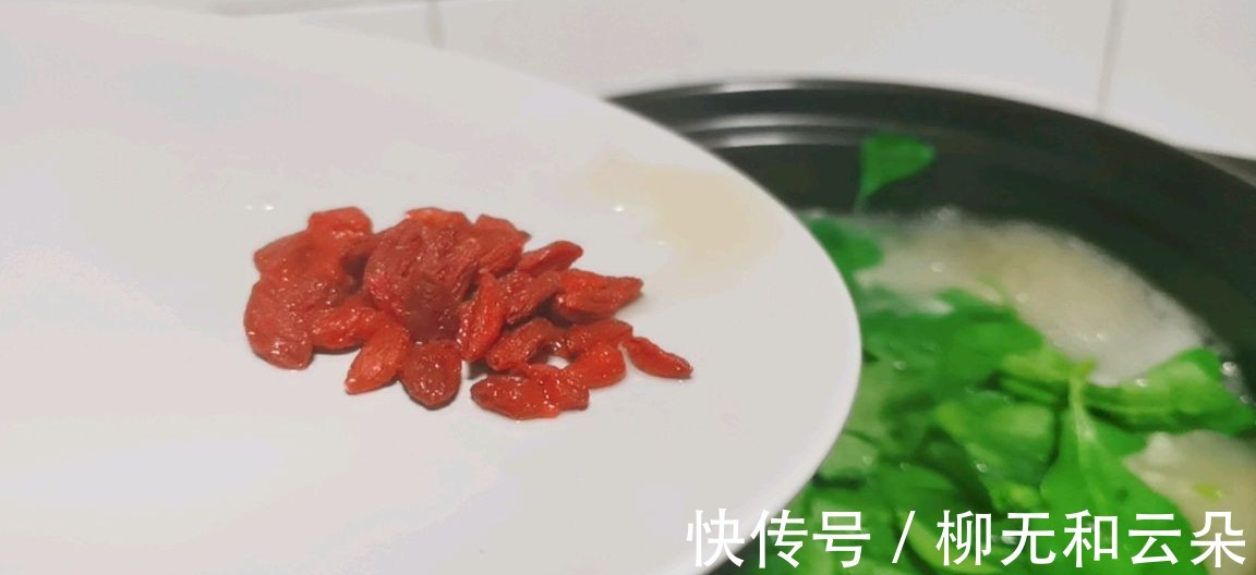 煮汤|入秋后,不管有钱没钱,多给家人喝这汤,养肝护肝,不懂真可惜!