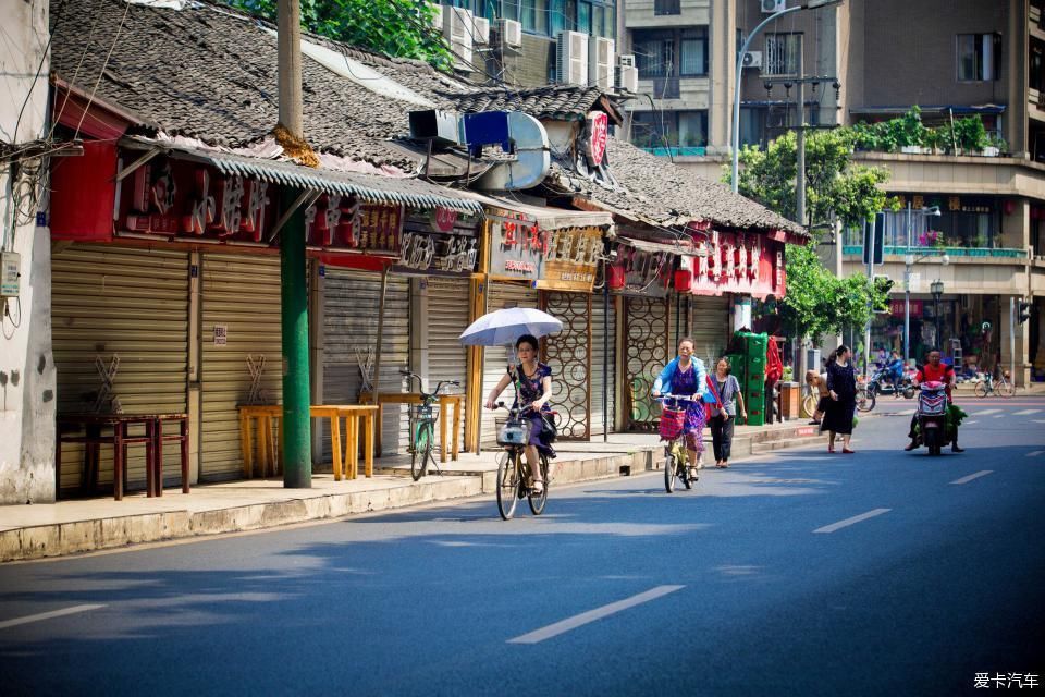 四天三晚，成都那些让人念念不忘的美食和美景