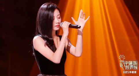 總決賽|《中國好聲音》5強(qiáng)爭霸賽：伍珂玥拿第一，2人逆襲進(jìn)決賽，男學(xué)員全軍覆沒