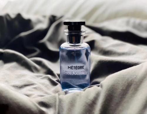 春夏香水种草｜不要再盯着经典香水了，太过时了，还烂大街！