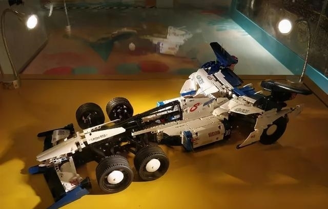 moc|乐高积木拼装《高智能方程式赛车》超级阿斯拉