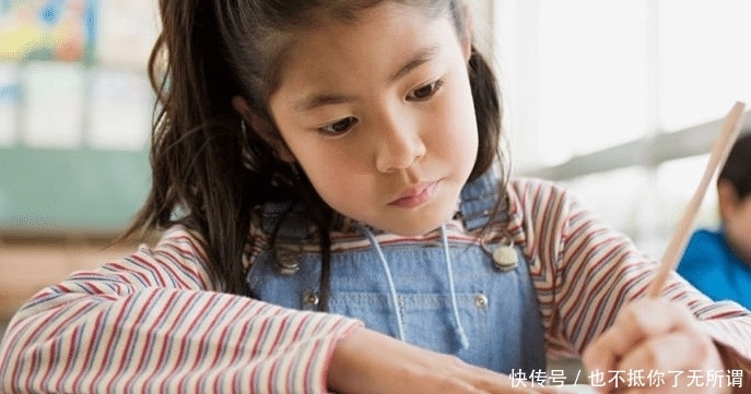 孩子|孩子受到了表扬,以后便会高兴地向你报告,高兴地用功学习了