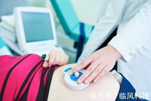 家属|“不管是不是男孩,都保我”产妇进手术室前的字条,让人心酸