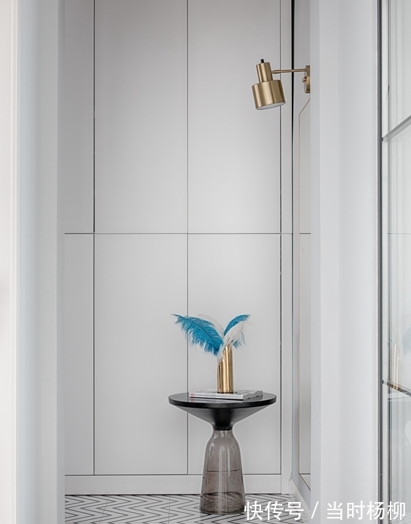 两房|一看到客厅就迷住了!小户型两房现代简约风,时尚大气!