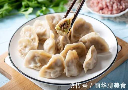 调料|做肉馅时,调料别乱放,谨记3不放,肉馅又鲜又香,咬一口直爆汁