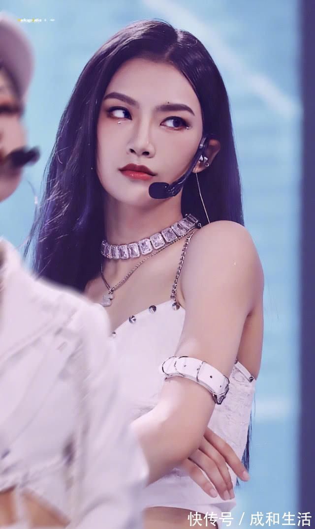 金子涵|有瓜主爆料青春有你成立二团，618晚会人气试水