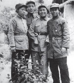 女红军,喊出不得组织8块钱,8块钱什么意思