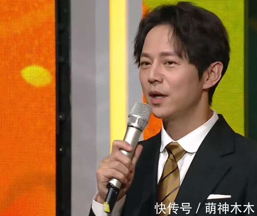 何炅|湖南台主持人话筒编号曝光,何炅1号汪涵2号,幸亏何炅早有解释