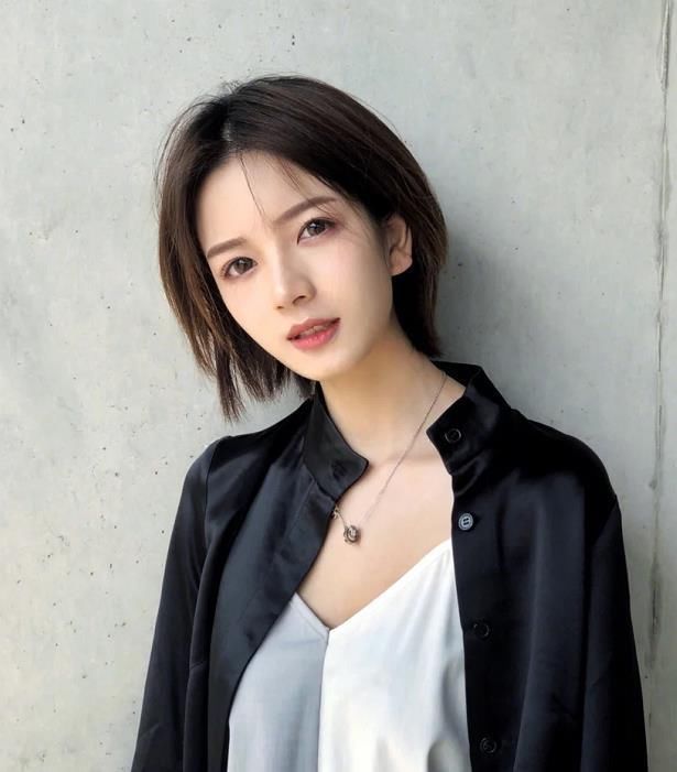 善质 羊毛卷曾经不盛行了!2021年盛行这几种发型,减龄生动显脸小