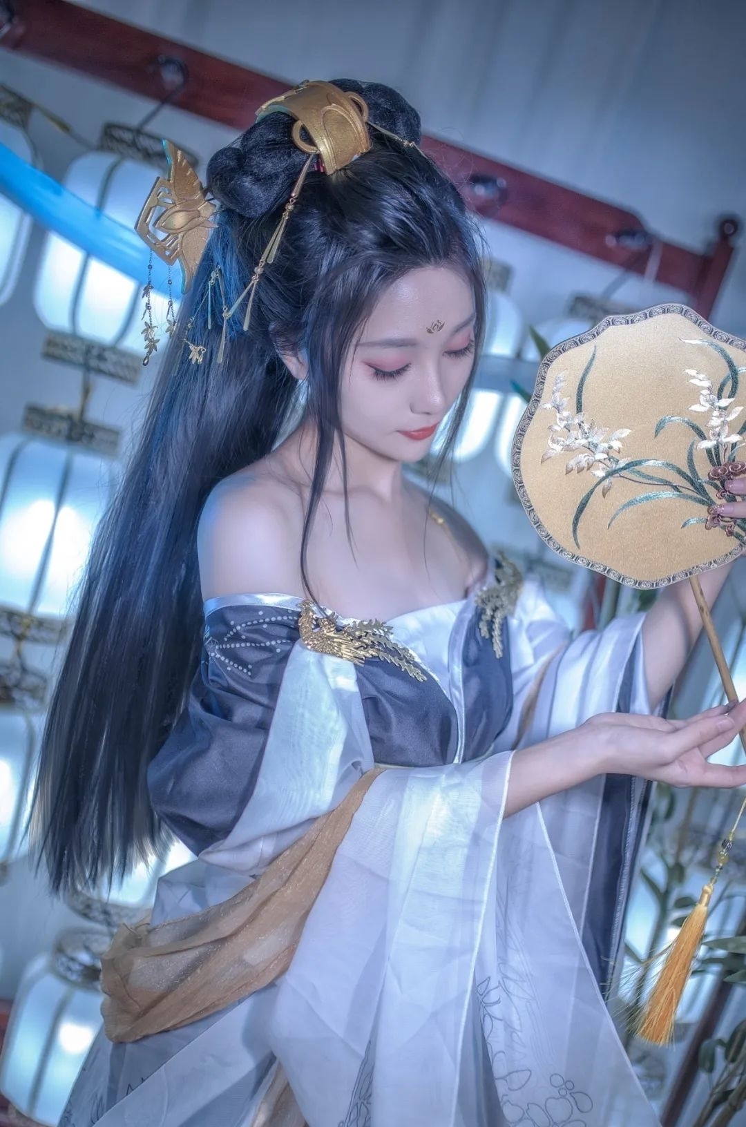 天涯明月刀|cos：天涯明月刀心王祈年cos正片@糖糖