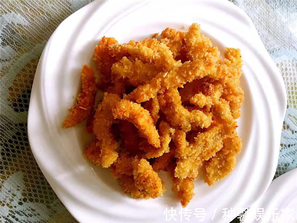 想吃炸鸡柳不用出去买,教你家常做法,又香又脆,孩子吃不够