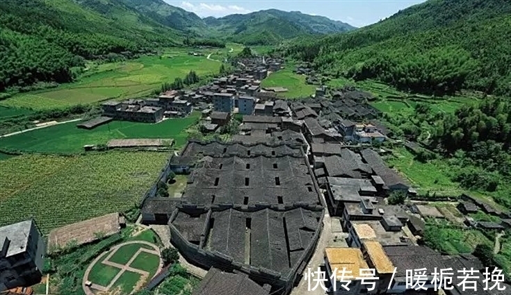 船屋|江西山坳中，发现“航空母舰”形状古建筑，专家：传说中的洪船？