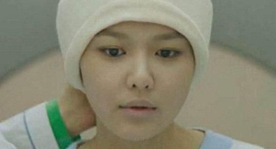 人中沟|女人患有妇科病，脸部会出现3个暗号，发现1个就最好去体检