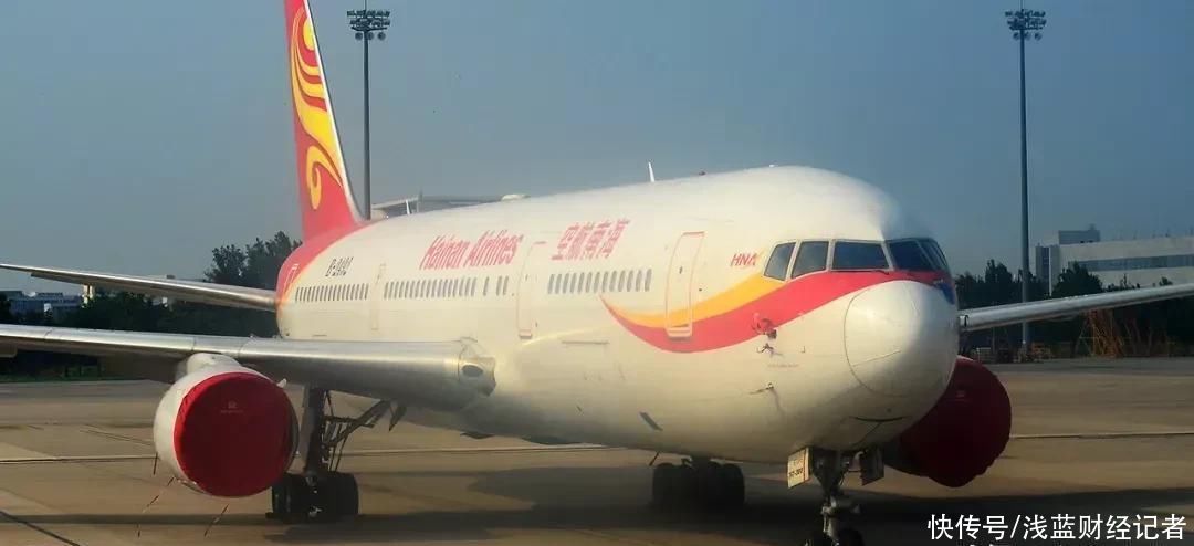 一架飞机能飞多久？