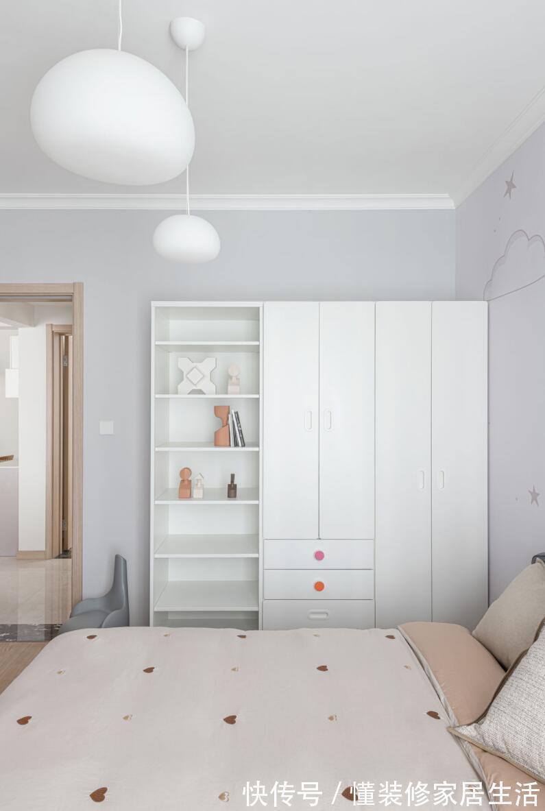 餐厅|日子过久了，才知道简单装修最舒适，看她家，既清新又治愈